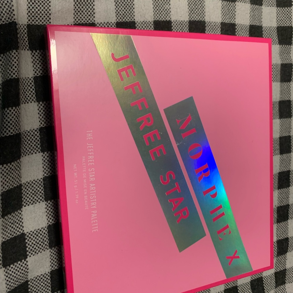 Morphe x Jeffree Star Pink Palette